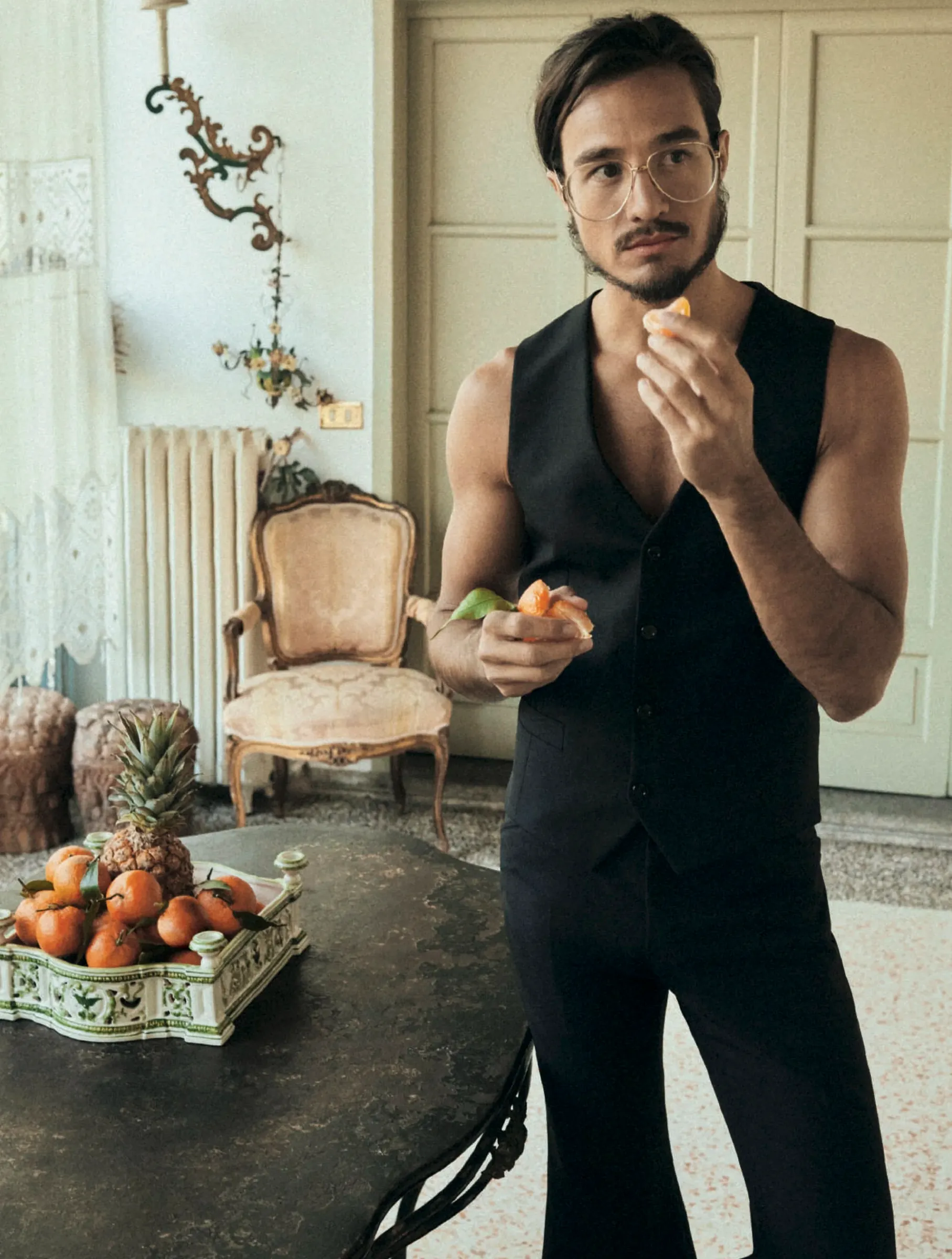 GQ Brasil cover — Tiago Iorc. Fashion photography by Victor Santiago.